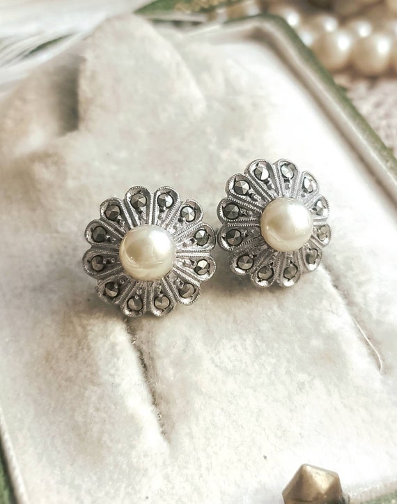 Beautiful Antique French Pearls & Marcasites Flow… - image 2