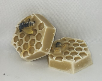 Bees Knees - A honey and beeswax inspired soap