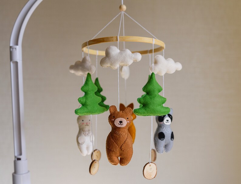 Woodland Crib Mobile Woodland Nursery Woodland Baby Shower Fox Baby Crib Mobile Bear Baby Mobile Forest Animals Mobile