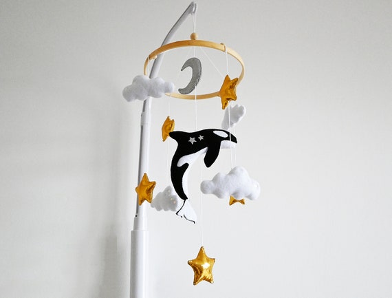 Ocean crib mobile / Orca whale image