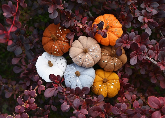Halloween Pumpkin Brooch image