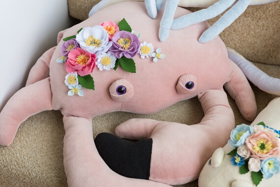 Plush Crab with Felt Flowers XL image