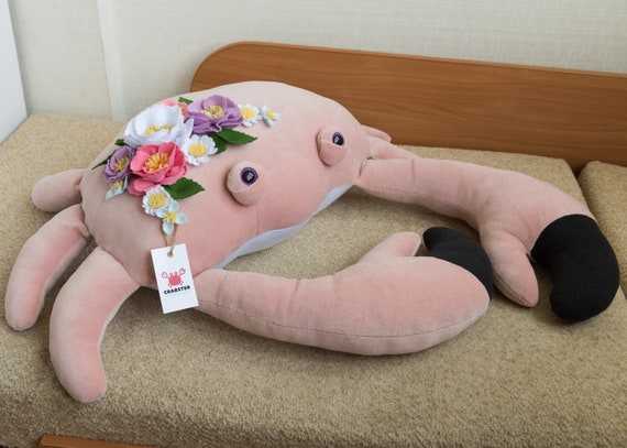 Plush Crab with Felt Flowers XL image