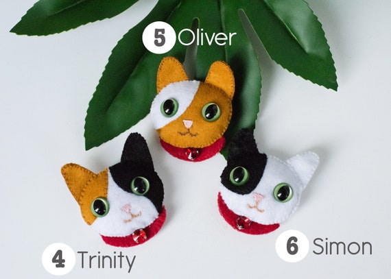 Felt Cat Christmas Decorations / Cat Brooches image
