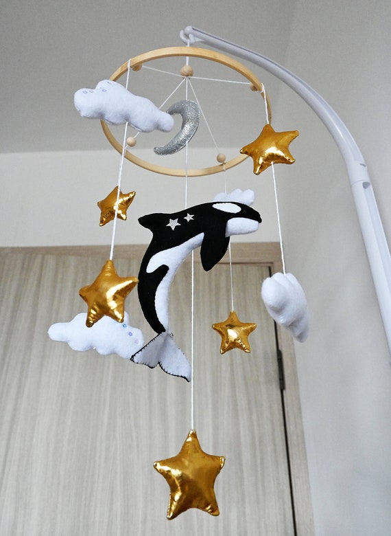Ocean crib mobile / Orca whale image