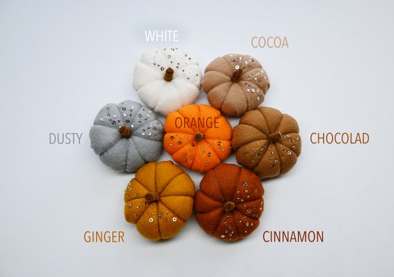 Halloween Pumpkin Brooch image