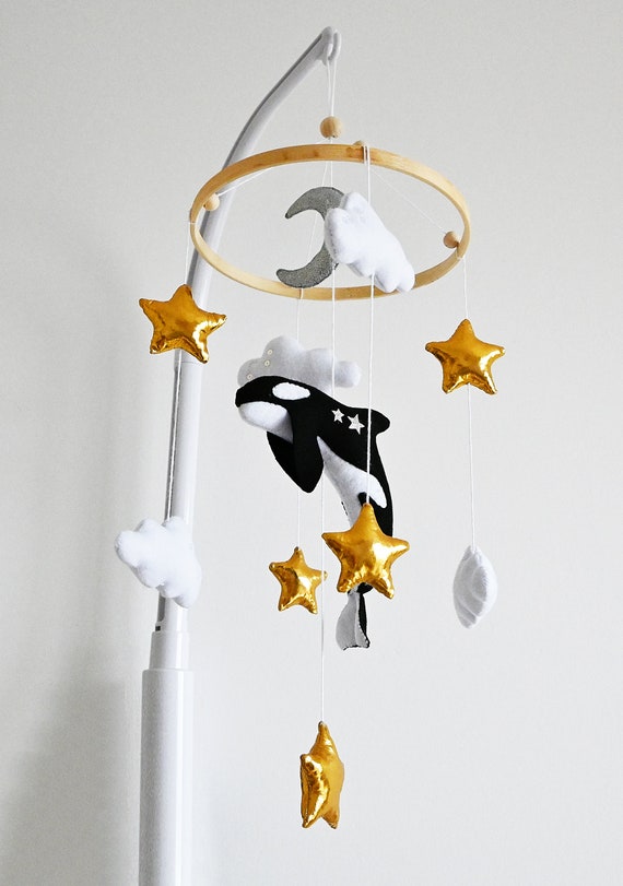 Ocean crib mobile / Orca whale image
