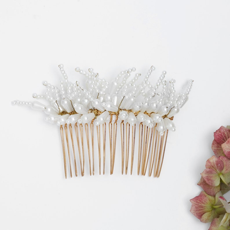 Bridal hair comb Bridal pearl comb Bridal hair piece Boho image 0