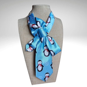 Chic Women's Necktie Necklace - Handcrafted Statement Jewelry - Elegant Office Wear Accessory - Stylish Gift Idea
