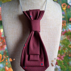 Women's Necktie Necklace - Handcrafted Statement Jewelry - Elegant Office Wear Accessory - Stylish Gift Idea