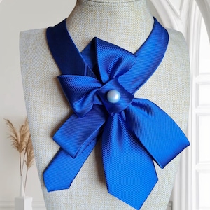 Chic Women&#39;s Necktie Necklace - Handcrafted Statement Jewelry - Elegant Office Wear Accessory - Stylish Gift Idea