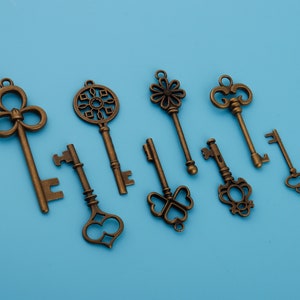 Antique Bronze Skeleton Key Charms Pendants Collection Mixed Style Skeleton Key Charms Pendants Collection Mixed Style Set of 8