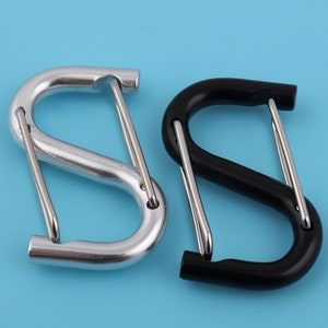 S-Shaped Aluminum Carabiner Clip: Matte Black/Silver Keyring (58x34mm)