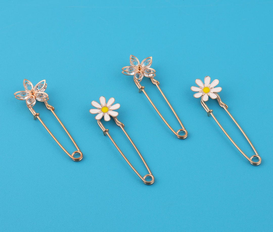 81mm Metal Flower Brooch Pin: Daisy Scarf or Shawl Pin - Etsy