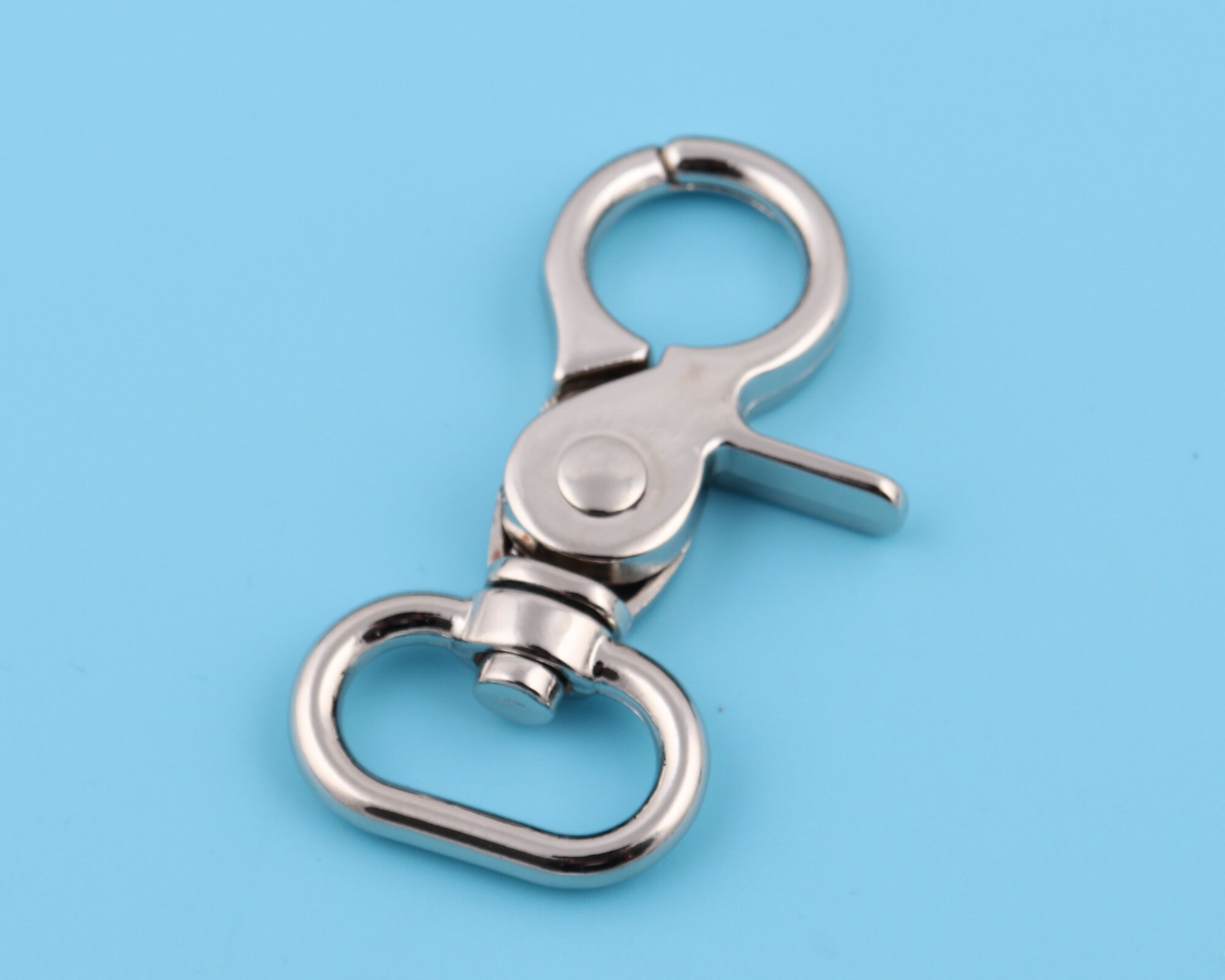 Belle Vous Mousqueton Porte Clé en Métal avec Anneau D (Lot de 60) - Largeur Intérieure 25 mm - Mousqueton Pivotant - Crochet Porte Clef pour