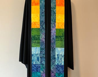 Regenbogen mit Blauer Klerus Stola, Wendestola aus Batik Stoff #110