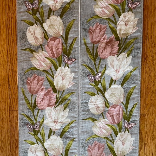 White and Pink Tulips with Butterfly Stole, Reversible Cream Vine #1245