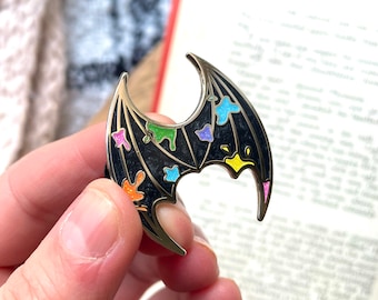 Illyrian Wings Enamel Pin | Book | Fandom