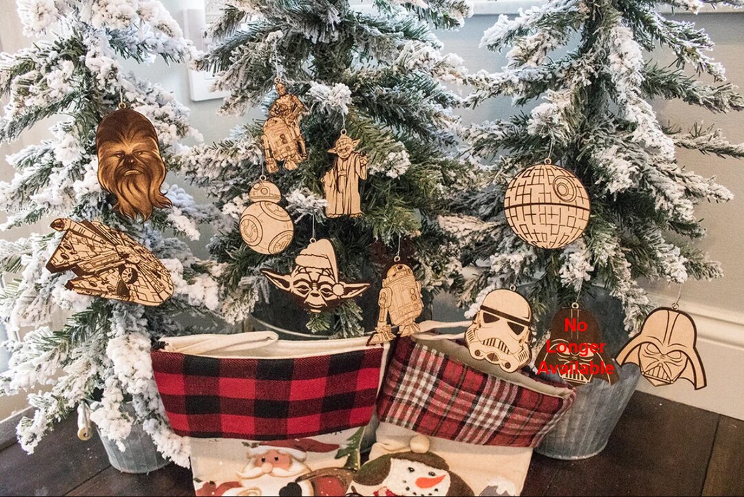 7 of the Best Star Wars Christmas Decorations