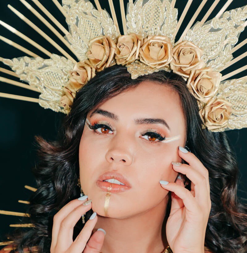 spiky crown headpiece