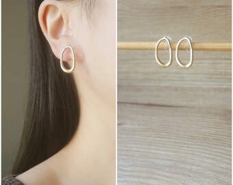 1 pair Gold irregular oval stud invisible resin clip on earrings, non pierced earrings, stud earrings, Minimalist earrings, gift for her