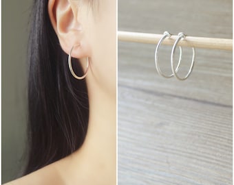 1 pair 25mm silver metal hoop clip on earrings, non pierced earrings, modern clip on earrings, Minimalist earrings, invisible clip earrings