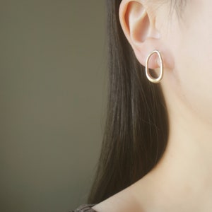 1 pair Gold irregular oval stud invisible resin clip on earrings, non pierced earrings, stud earrings, Minimalist earrings, gift for her