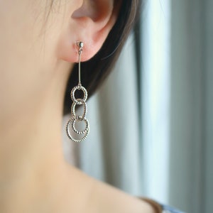 1 pair Silver dangling circles invisible resin clip on earrings, non pierced earrings, comfortable clip on earrings, dangle & drop earrings