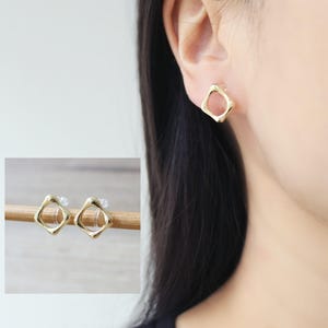 1 pair Gold irregular Square stud invisible resin clip on earrings, non pierced earrings, stud earrings, Minimalist earrings, gift for her