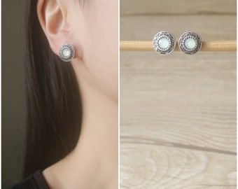 Antique silver circle stud invisible resin clip on earrings, non pierced earrings, Light gray resin stud, Minimalist stud, gift for her