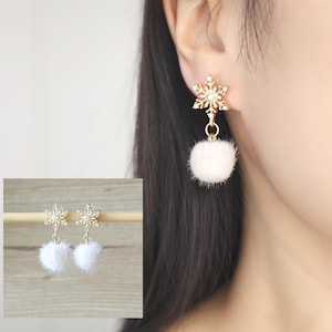 1 pair Gold snowflake stud Ivory Pom Pom invisible resin clip on earrings, non pierced earrings, dangle & drop clip on earrings, gift
