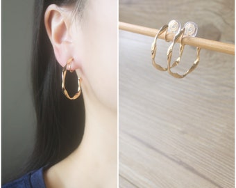 1 pair 35mm Gold open hoops spiral clip on earrings, non pierced earrings, Minimalist earrings, Invisible clip on earrings, gift for her