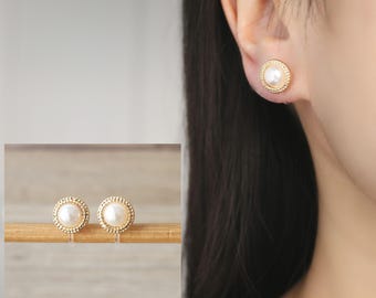 1 pair White resin pearl stud invisible resin clip on earrings, non pierced earrings, Minimalist earrings, stud earrings, dainty stud, gift