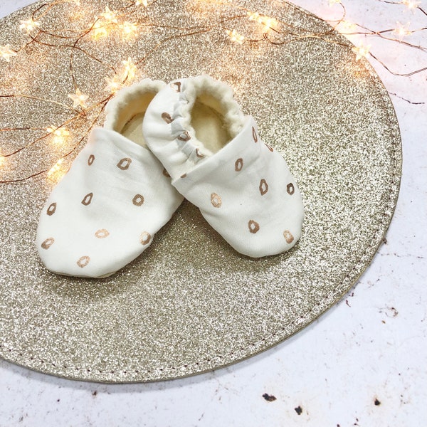 Chaussons bébé tissu semelle antidérapante / Cadeau Naissance