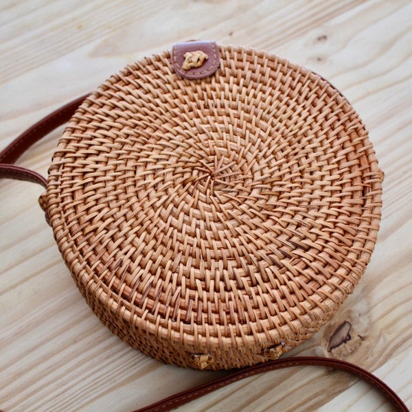 Rattan shoulder bag Handmade  Round Straw Rattan plants fake Leather  Handbag Bag