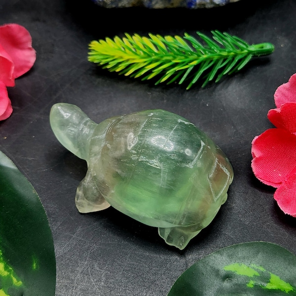 Harmony in Stone: Handmade Candy Fluorite Turtle Carving - 2 inches and 72 gms