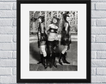 1920s Chorus Girls Photo - Three Flappers Women - Roaring 20s Fashion Photograph - New York City Wall Art Decor - NYC