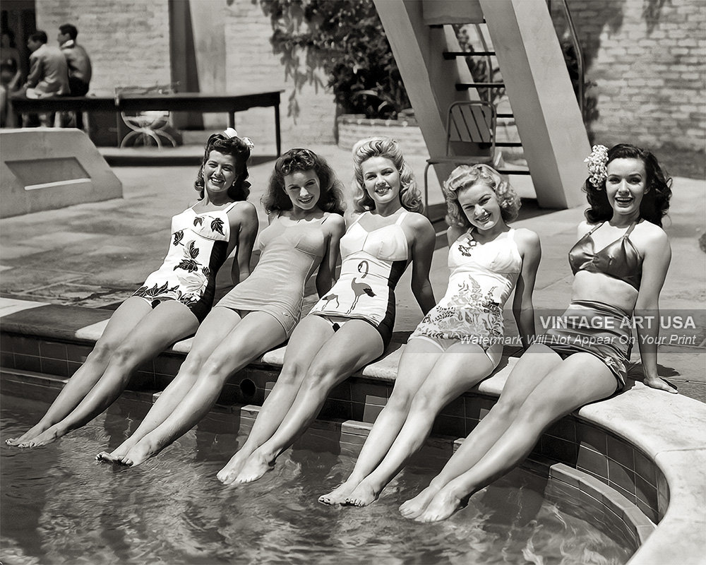 Starlettes hollywoodiennes des années 40 en maillot de bain art