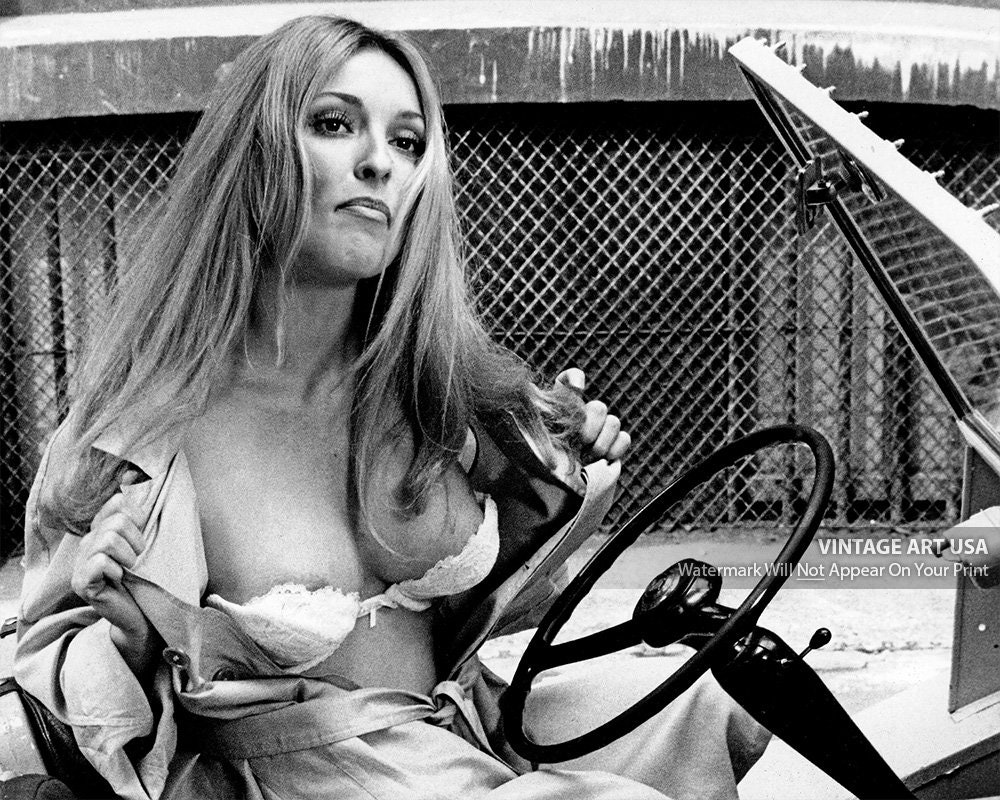 Sharon Tate Exposing Her Breasts Vintage 1969 Photo Publicity Celebrity  Movie Set Photo Beautiful Wall Art Decor or Collector Photograph - Etsy  Norway