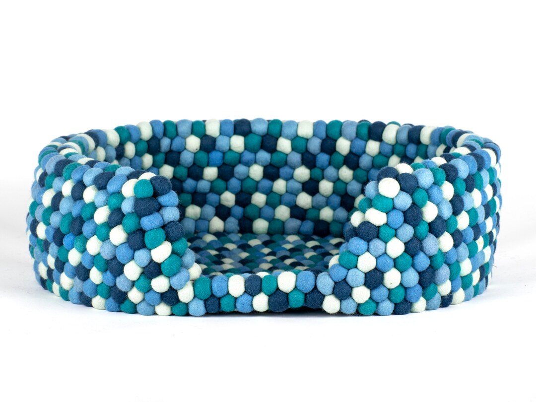 Premium Multicolor Round Wool Felt Dog Bed Felted Dog Bed Felt Pet