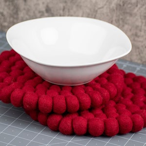 Set of 2/4 - Round Felt Ball Trivet - Multicolor