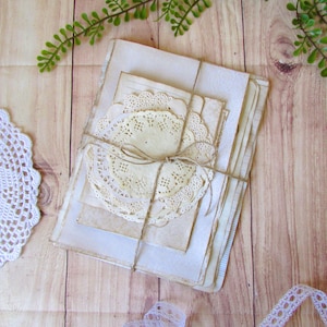 Lot de papier vintage vieilli a la main, pour junk journal, art journal, journaling, scrapbooking, ephemera, napperons,