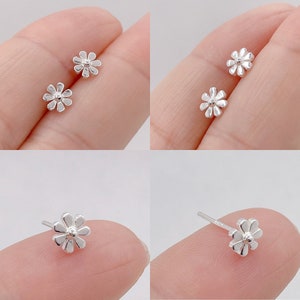 Dainty Daisy studs earrings sterling silver, Tiny flower Studs piercing sterling silver, Narcissus stud earrings silver