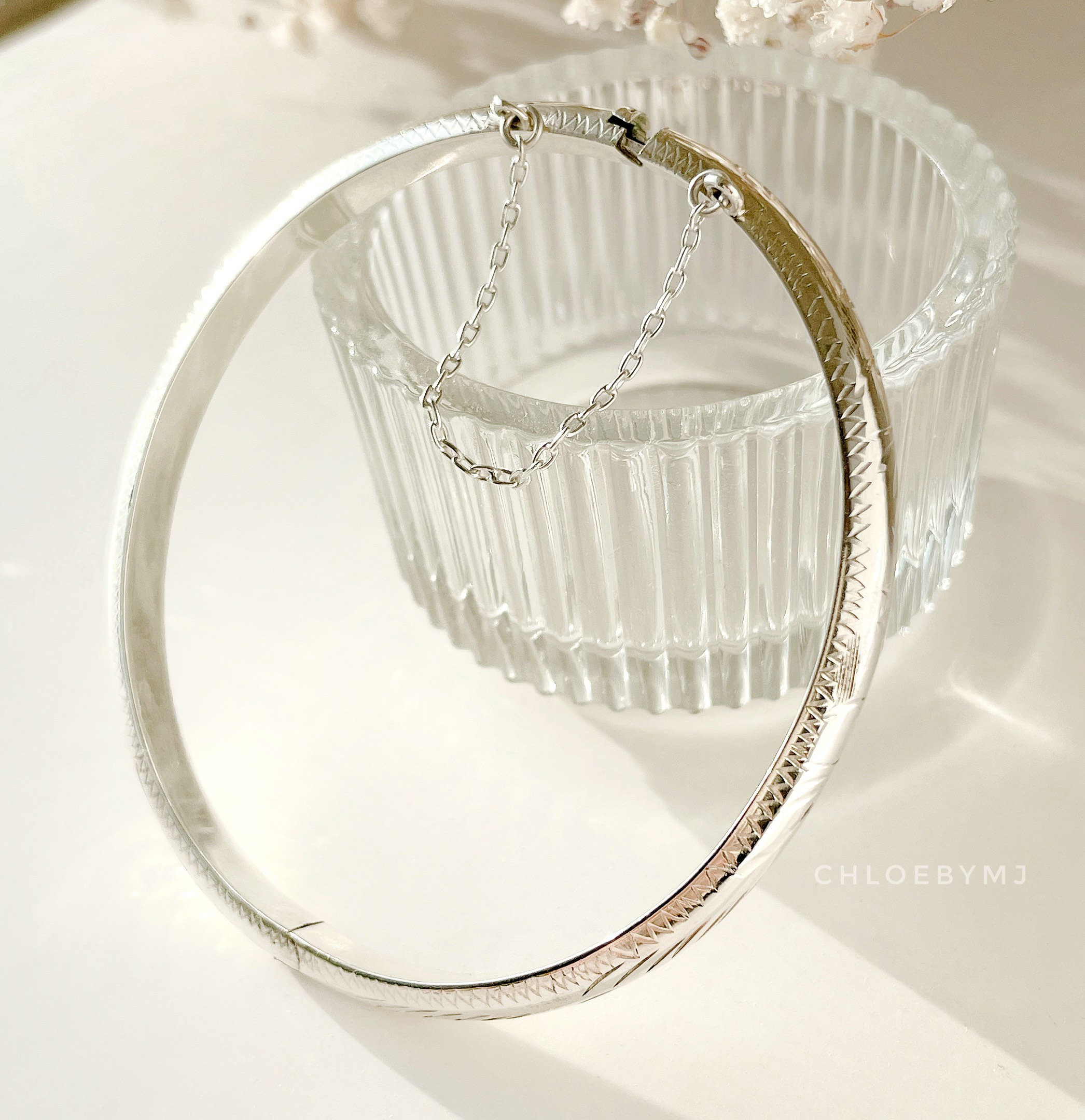 925 Sterling Silver Hinged Oval Etched Bangle Bracelet with Safety Chain, Sterling silver thick round hand engraving bangle bracelet