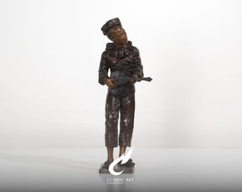 Escultura de Pierrot Músico em Latão, Estatueta de Tocador de Bandolim da Commedia dell'Arte