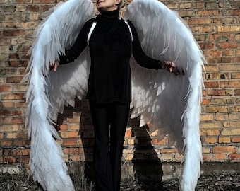 Alas de ángel blancas: grandes alas móviles para cosplay