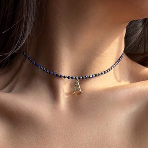Gargantilha com nome personalizado, granada, malaquita, espinélio, pedra de nascimento de lápis-lazúli, joias para presente para mulheres, colar com pingente de carta da amizade feito à mão