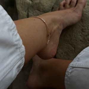 Natural Pearl Beaded Anklet, Gold Plated Ankle Bracelet, Boho Bead Bracelet, Coquette Jewelry, Earthy Jewelry Gift for Her
