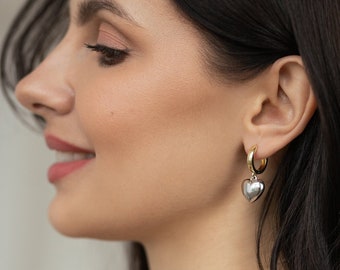 Boucles d’oreilles petit cœur, cadeaux pour femme, boucles d’oreilles nuptiales, petites boucles d’oreilles, boucles d’oreilles charme, boucles d’oreilles faites à la main, boucles d’oreilles de mariage, cadeau de Noël