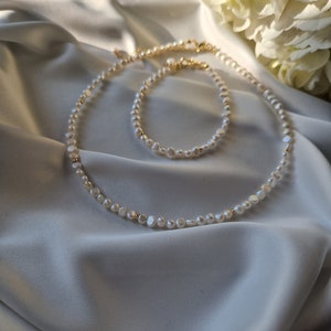 Ras de cou mariage perles de mariée, bijoux mariage, tour de cou blanc, petit collier de perles délicat, prêt pour l'expédition image 2